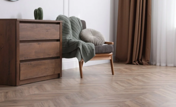 Lantai dengan Material Kayu Alami